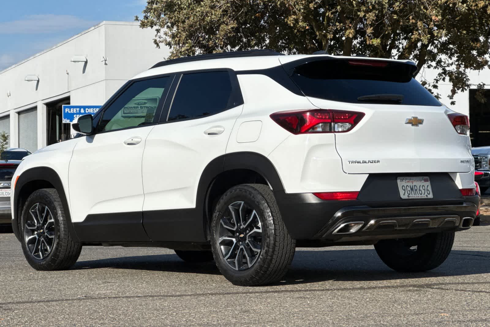 Thumbnail: 2023 Chevrolet TrailBlazer - 6
