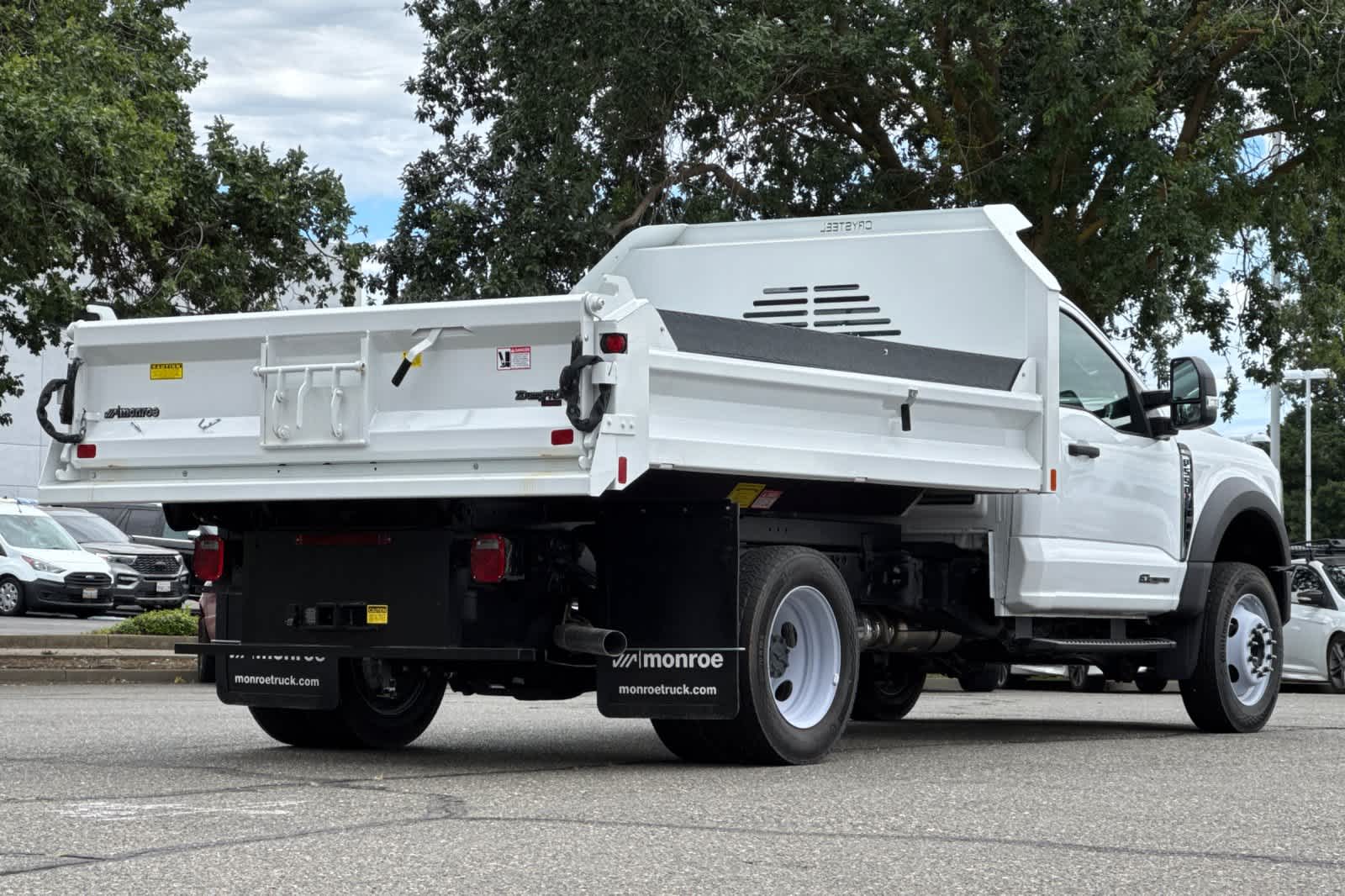 Thumbnail: 2025 Ford F-550 - 2