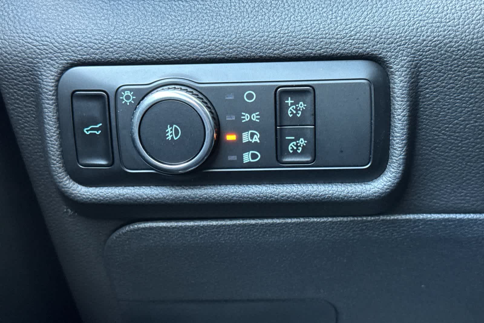 Thumbnail: 2024 Ford Explorer - 30