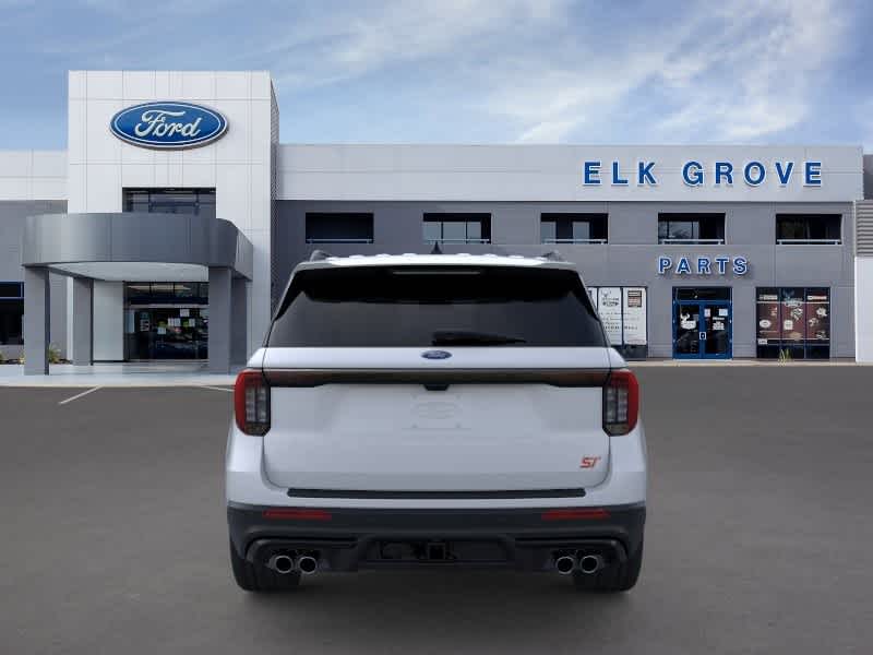 Thumbnail: 2026 Ford Explorer - 5
