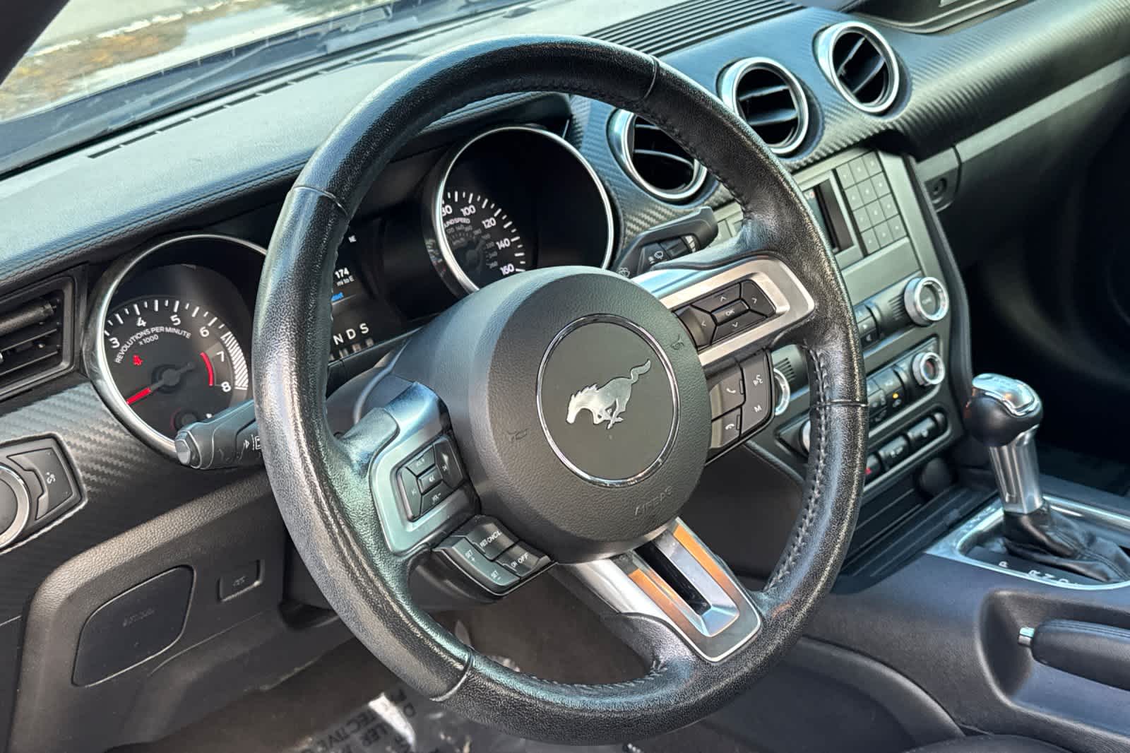 Thumbnail: 2022 Ford Mustang - 14