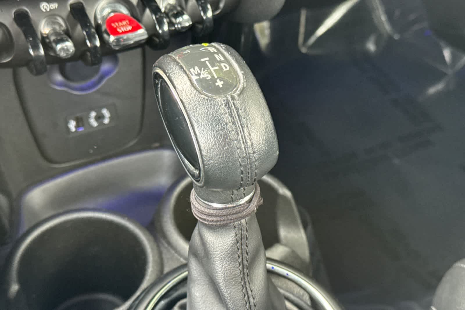 Thumbnail: 2017 MINI Cooper Convertible - 23