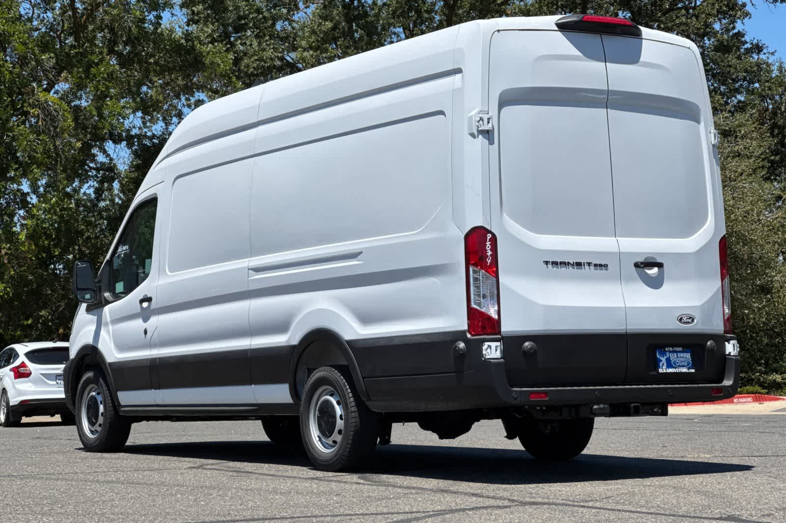 Thumbnail: 2026 Ford Transit Series - 5