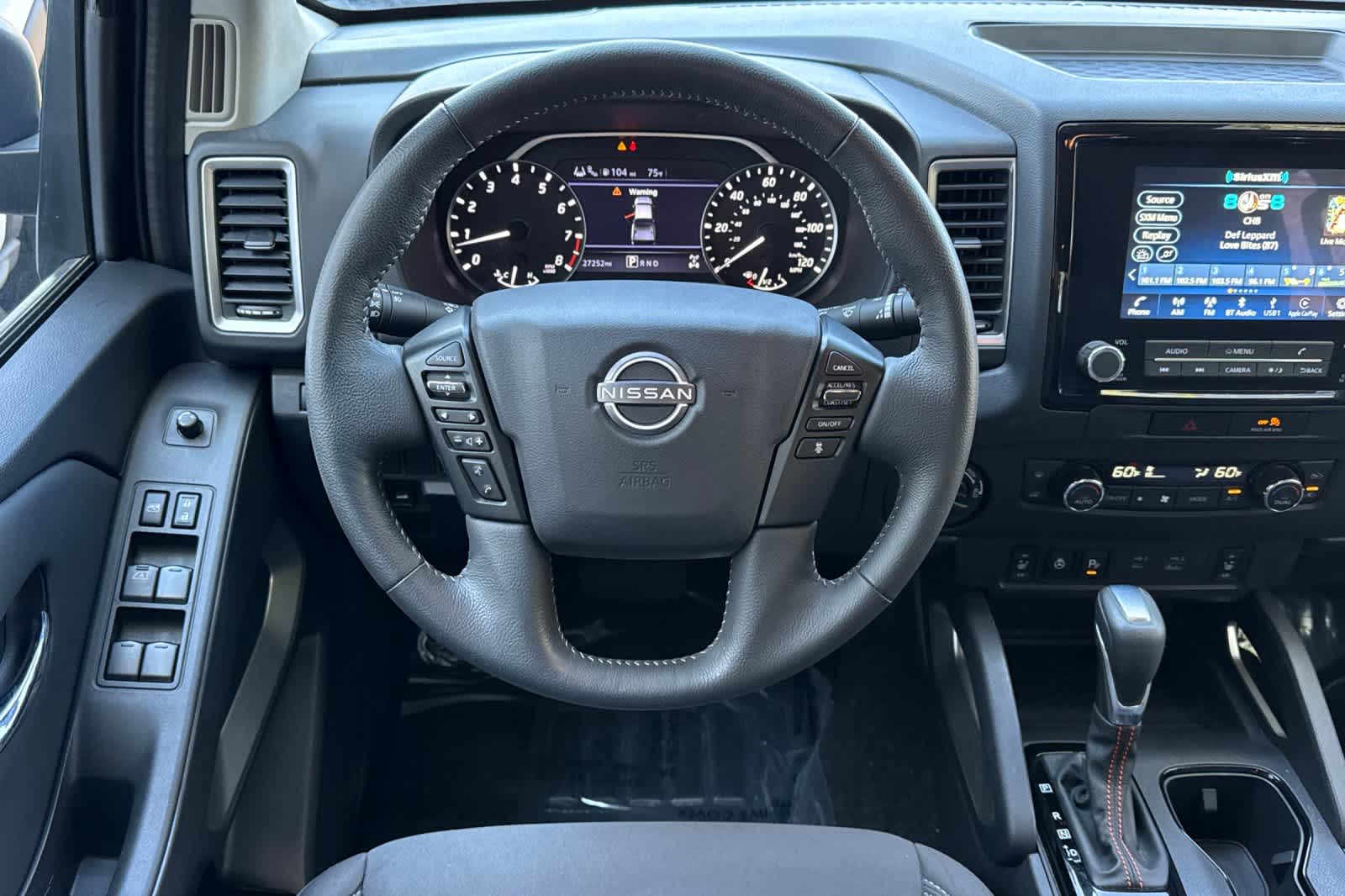 Thumbnail: 2022 Nissan Frontier - 14