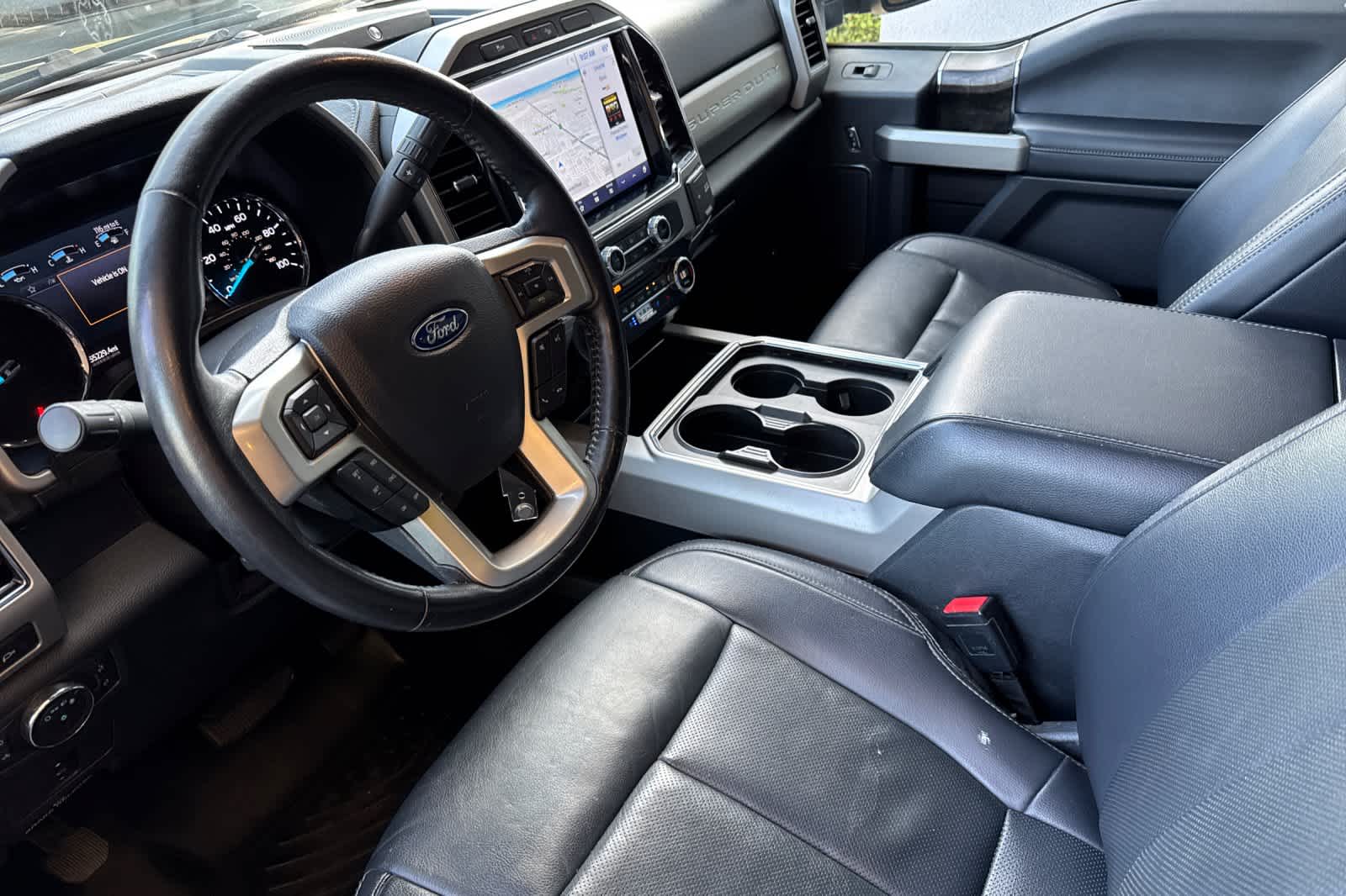 2022 Ford F-350 Lariat 11