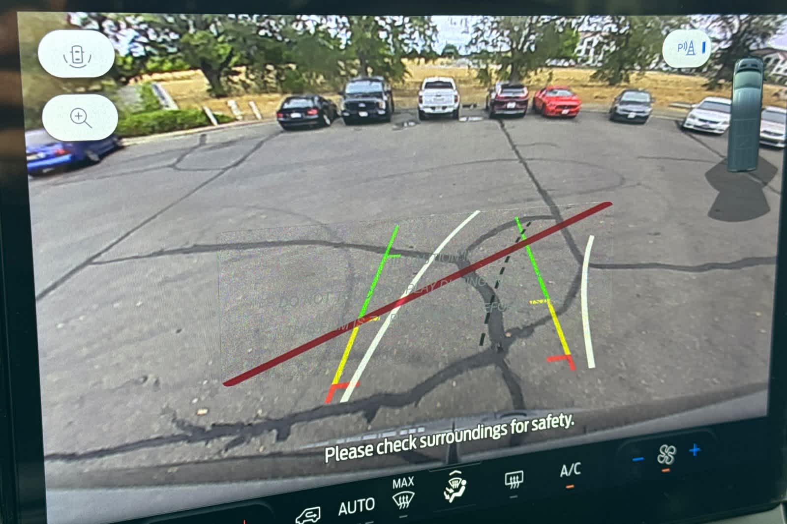 Thumbnail: 2025 Ford Econoline - 21