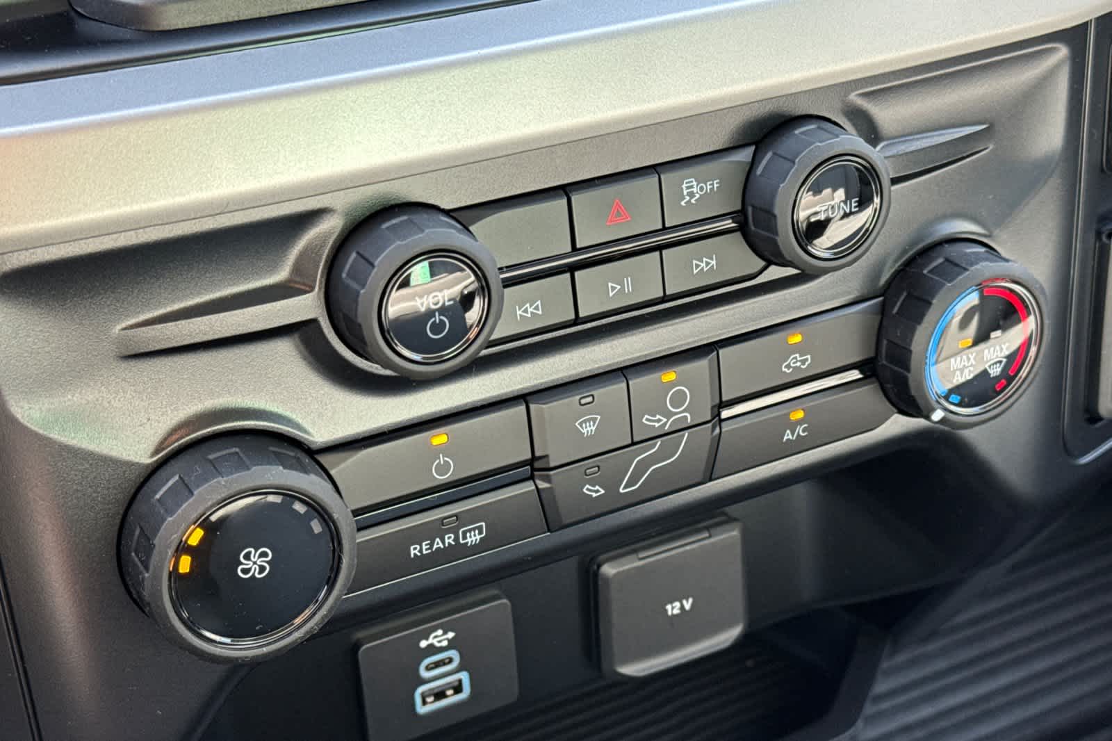 Thumbnail: 2025 Ford F-350 - 19