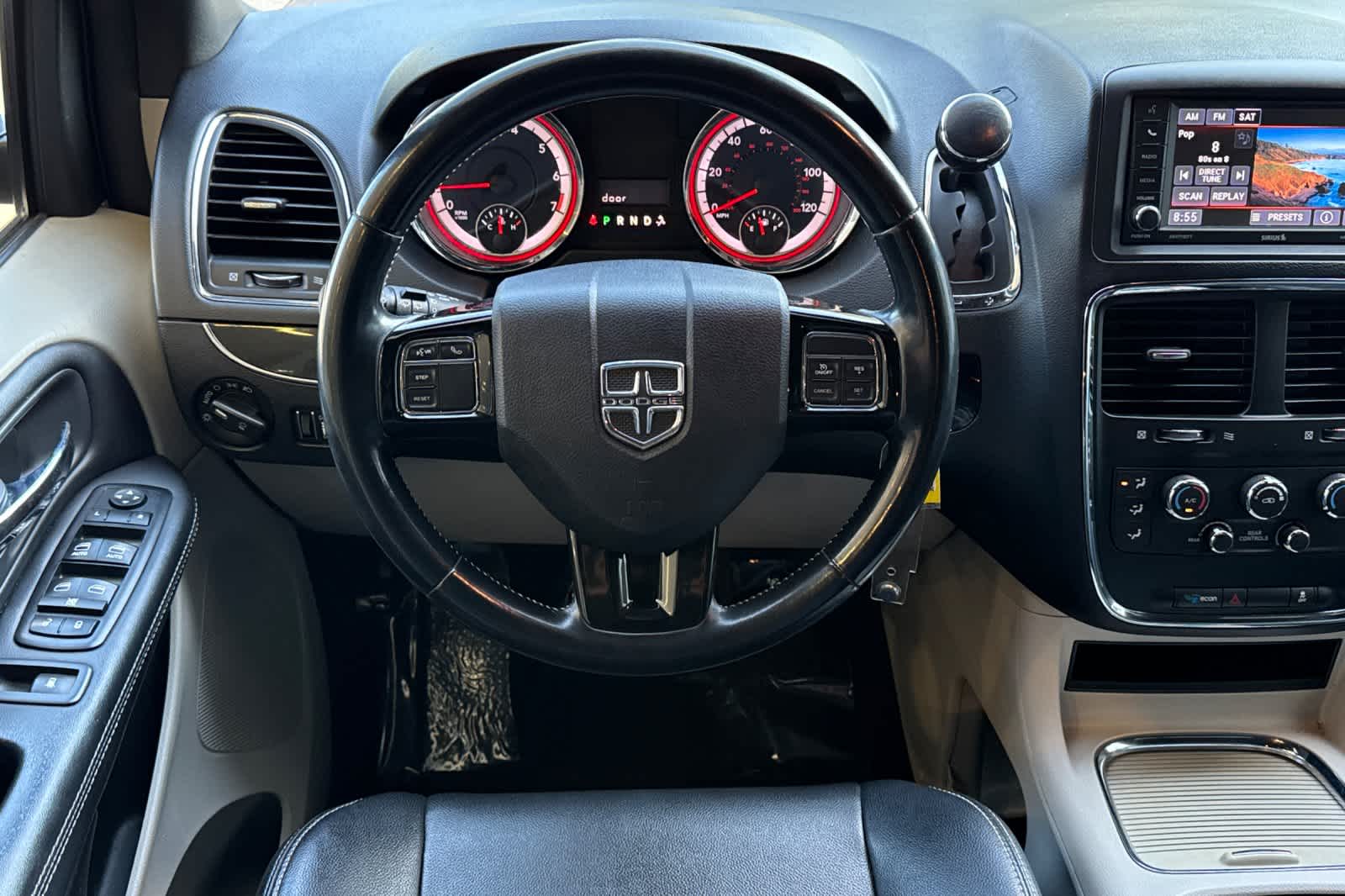 Thumbnail: 2019 Dodge Grand Caravan - 14