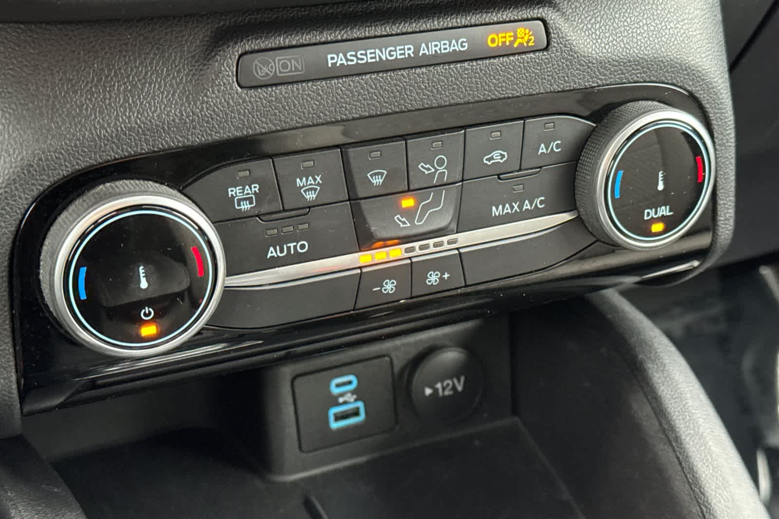 Thumbnail: 2022 Ford Escape - 20