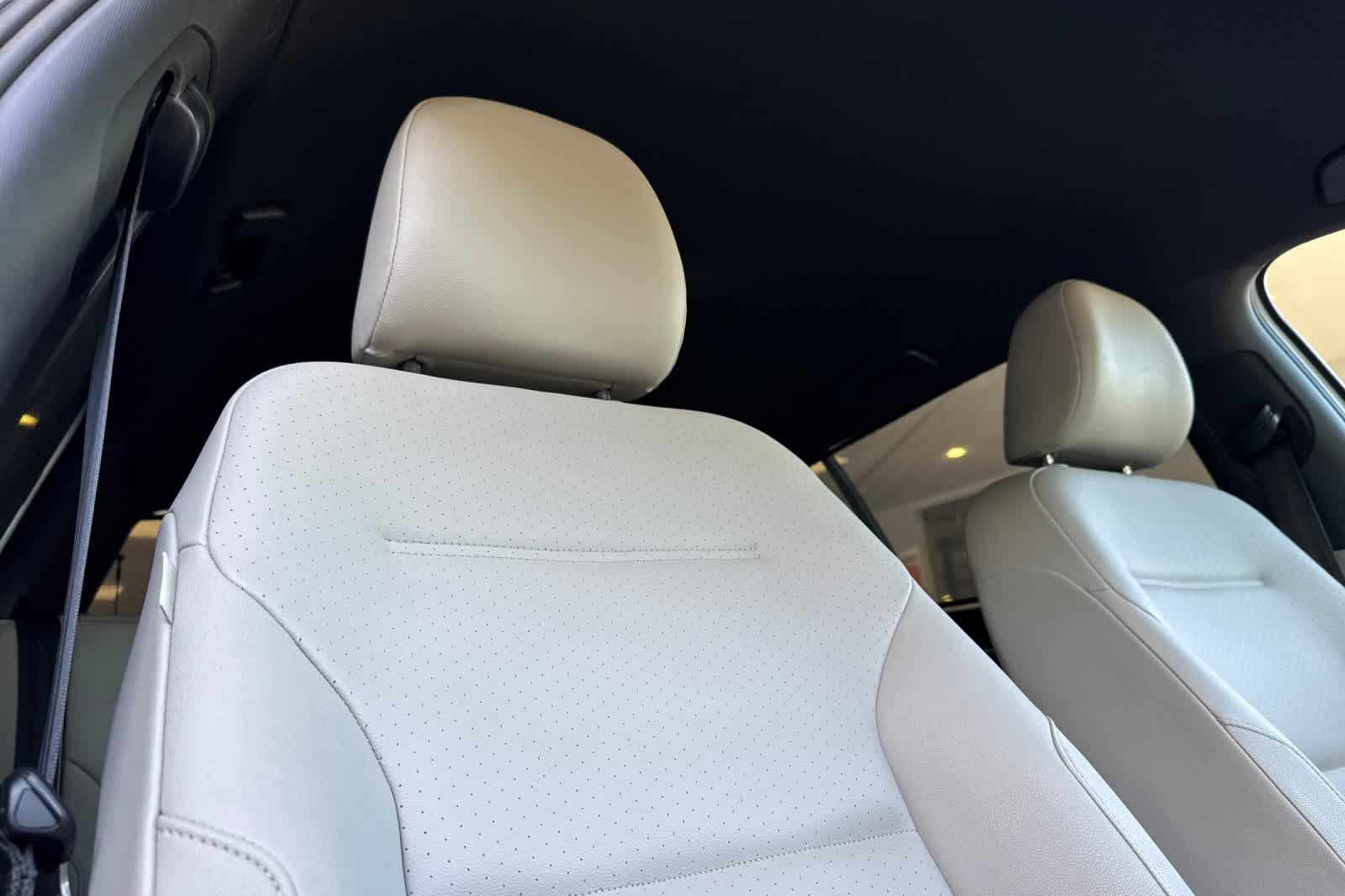 Thumbnail: 2019 Volkswagen e-Golf - 17