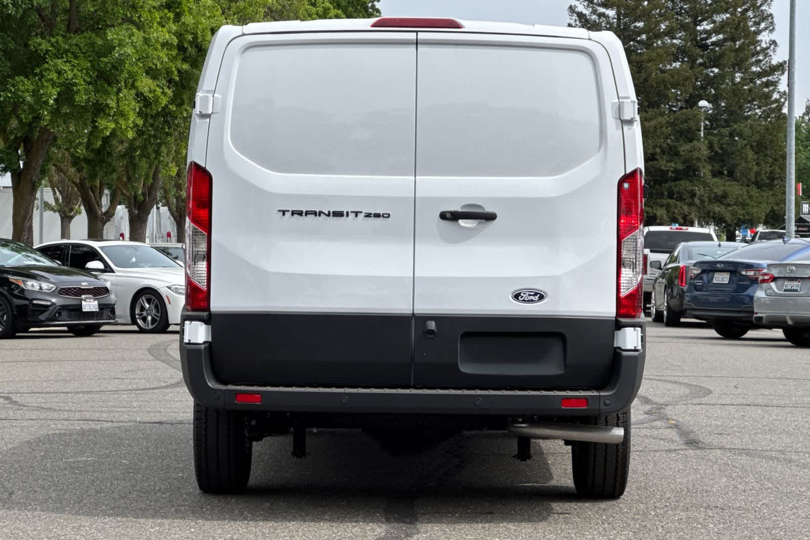 Thumbnail: 2026 Ford Transit Series - 6