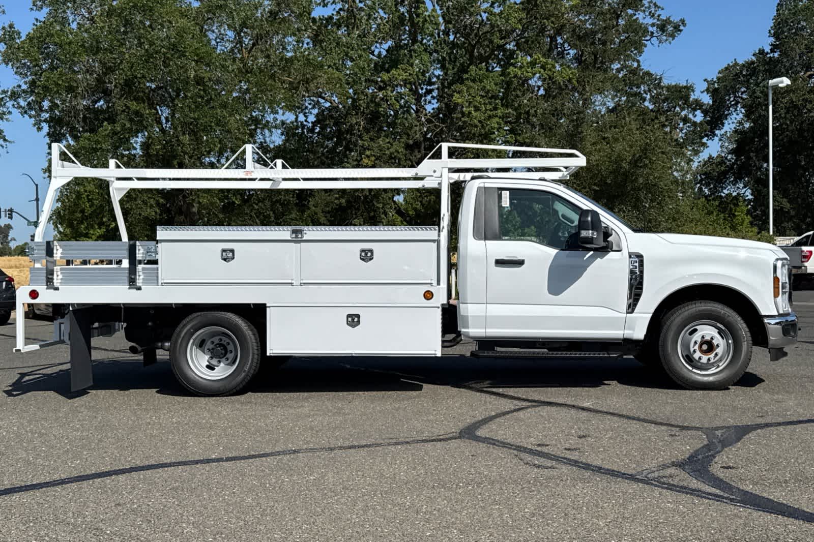 Thumbnail: 2025 Ford F-350 - 7