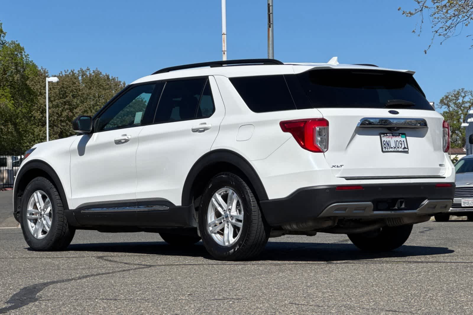 Thumbnail: 2020 Ford Explorer - 6