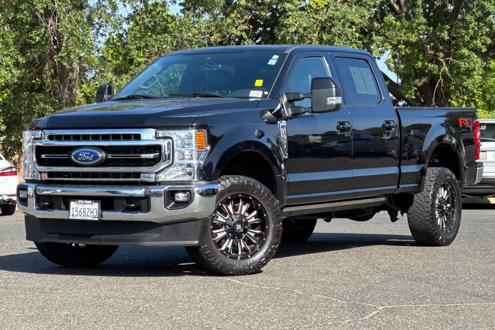 2022 Ford F-350 Lariat Hero Image