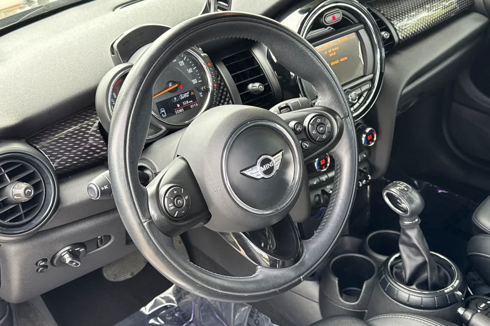 Thumbnail: 2017 MINI Cooper Convertible - 17