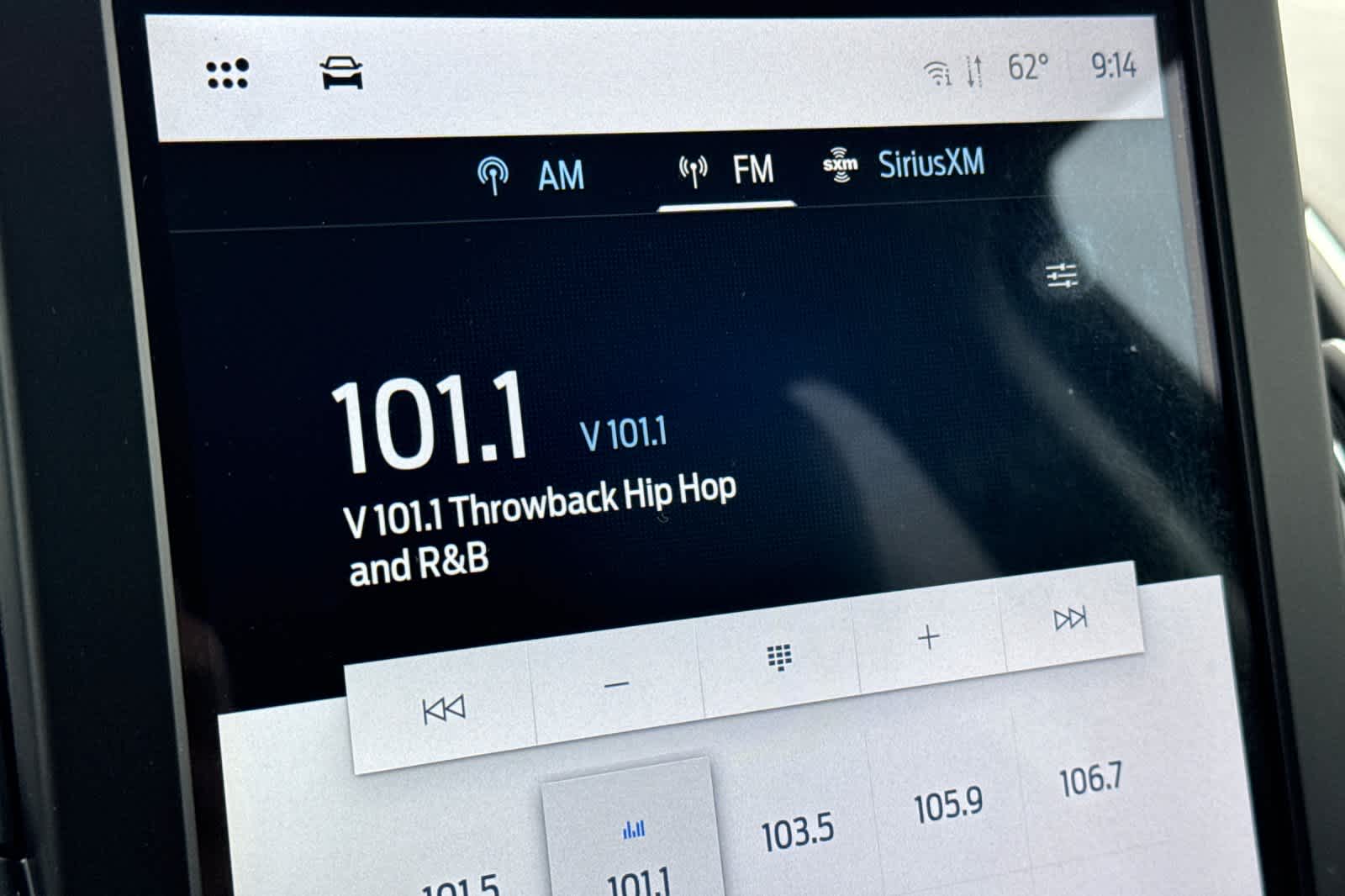 Thumbnail: 2024 Ford Edge - 18