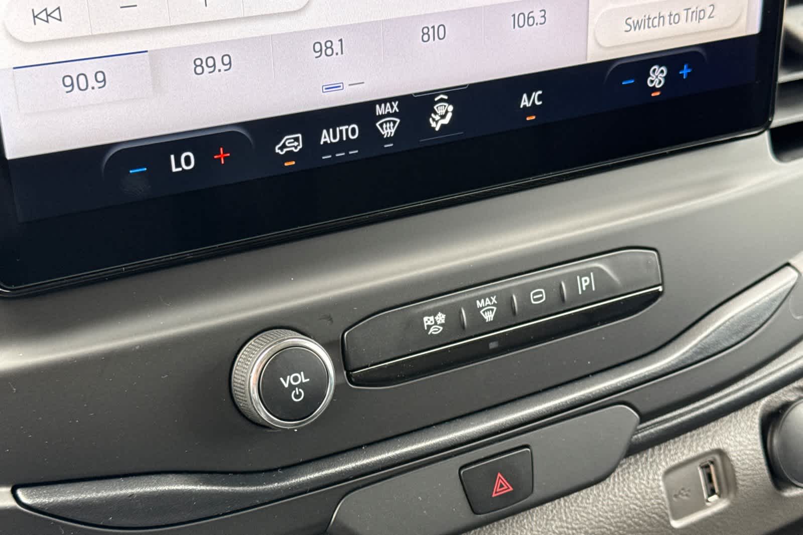 Thumbnail: 2026 Ford Transit Series - 19