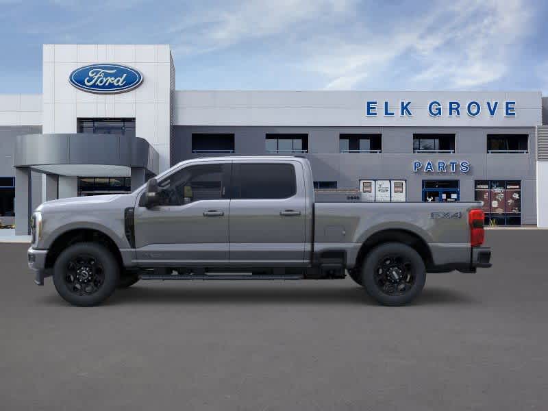 2025 Ford F-250 XLT photo 2