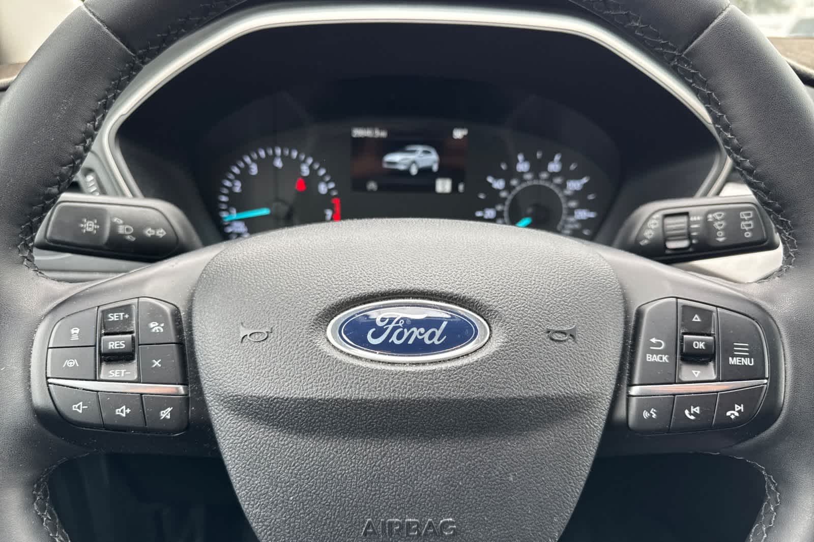 Thumbnail: 2022 Ford Escape - 24