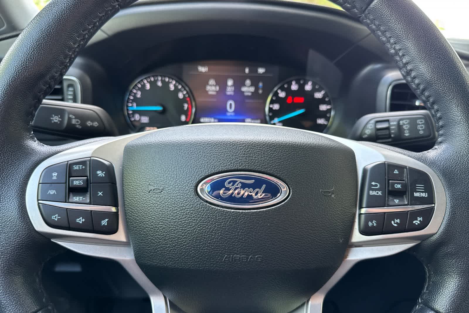 Thumbnail: 2023 Ford Explorer - 25