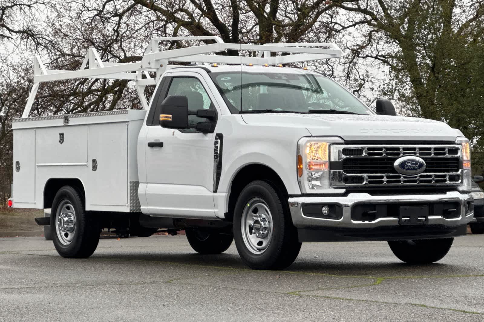 Thumbnail: 2024 Ford F-350 - 8