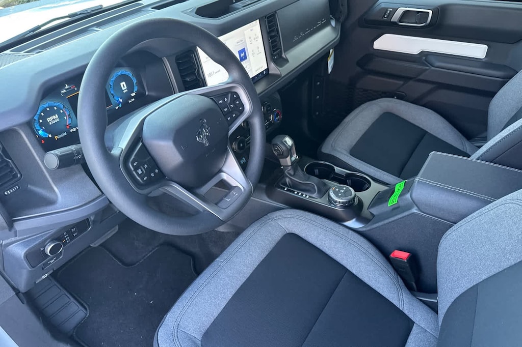 New 2025 Ford Bronco Base SUV