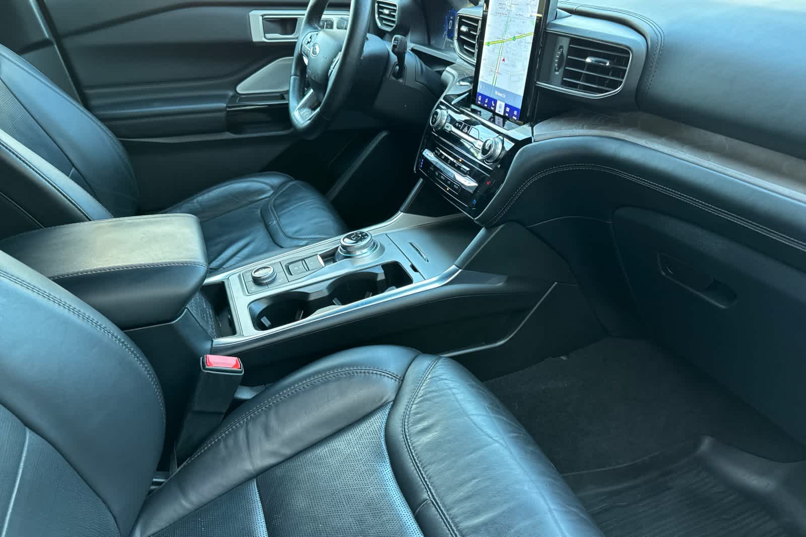 Thumbnail: 2023 Ford Explorer - 17