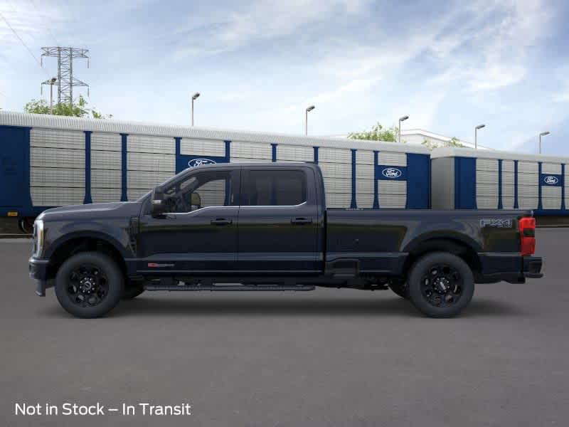2026 Ford F-350 Lariat photo 2