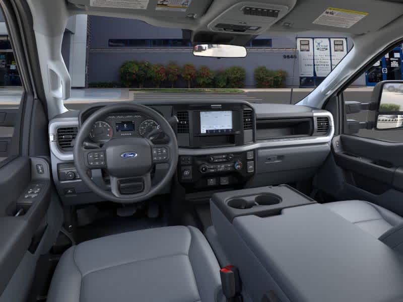 Thumbnail: 2025 Ford F-350 - 9