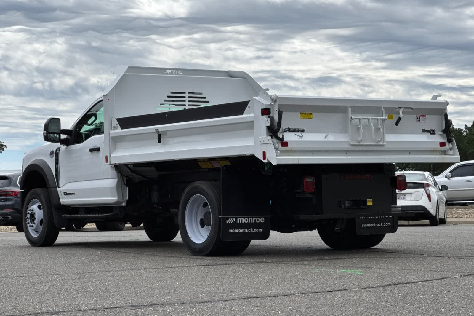 Thumbnail: 2025 Ford F-550 - 5