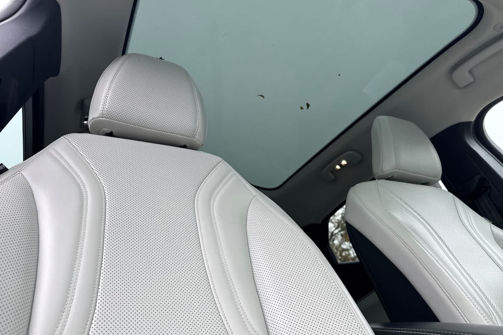 Thumbnail: 2021 Ford Mustang Mach-E - 17