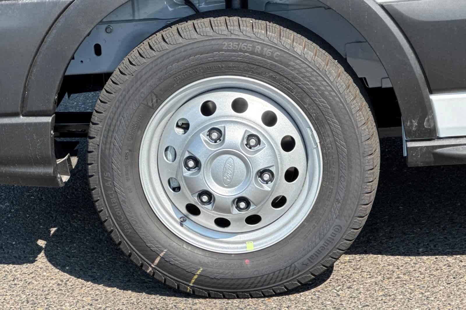 Thumbnail: 2025 Ford Transit Series - 25