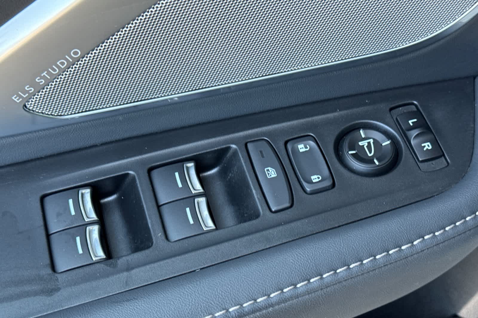 Thumbnail: 2021 Acura RDX - 13