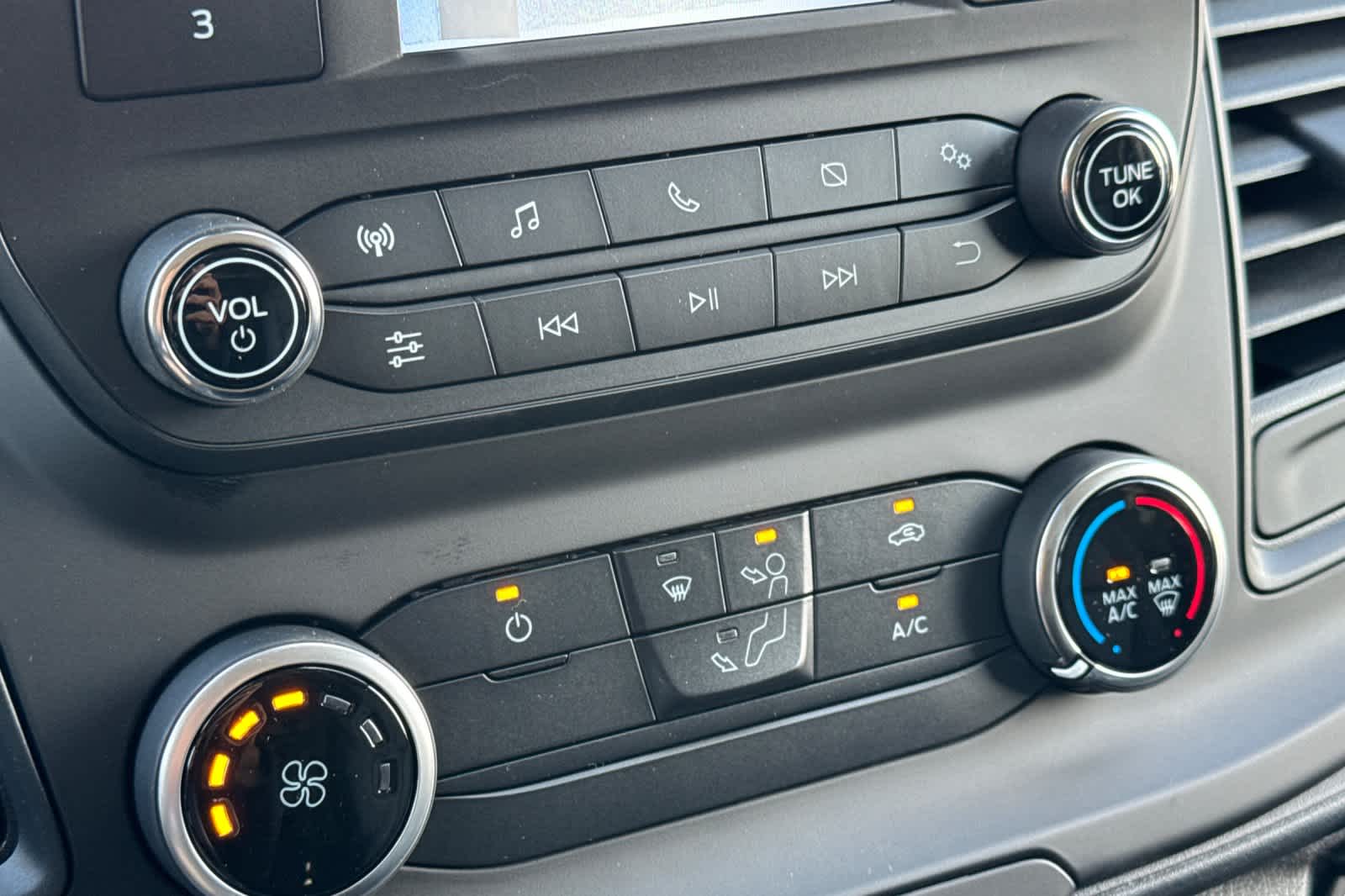 Thumbnail: 2025 Ford Transit Series - 19