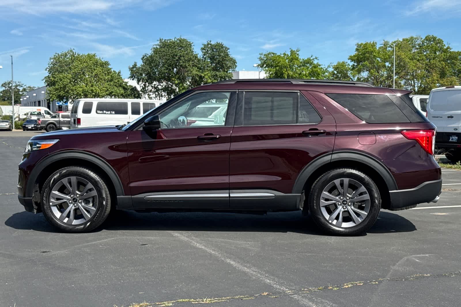 Thumbnail: 2023 Ford Explorer - 5