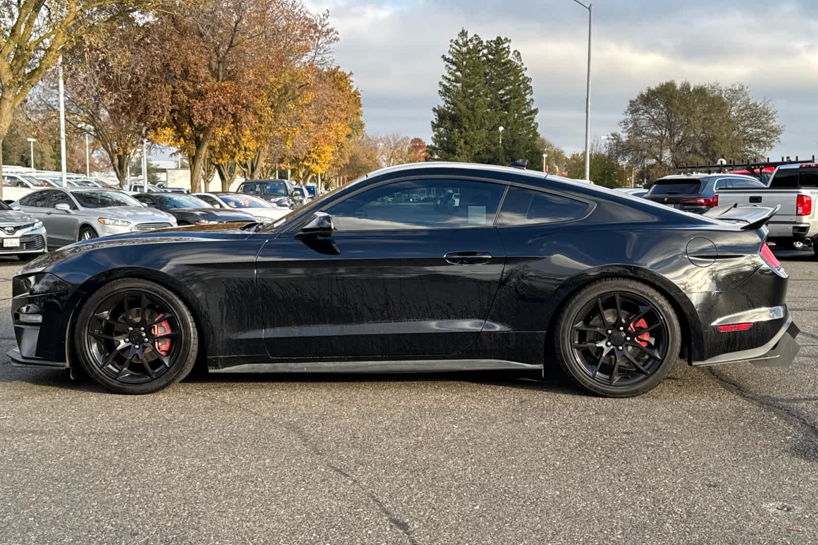 Thumbnail: 2022 Ford Mustang - 5