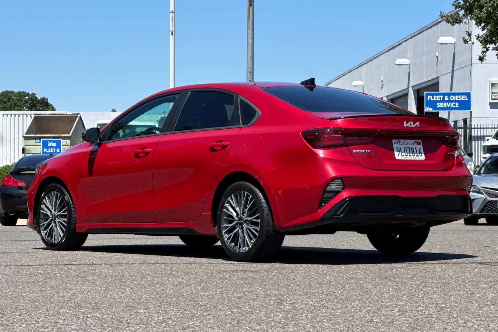 Thumbnail: 2024 Kia Forte - 6