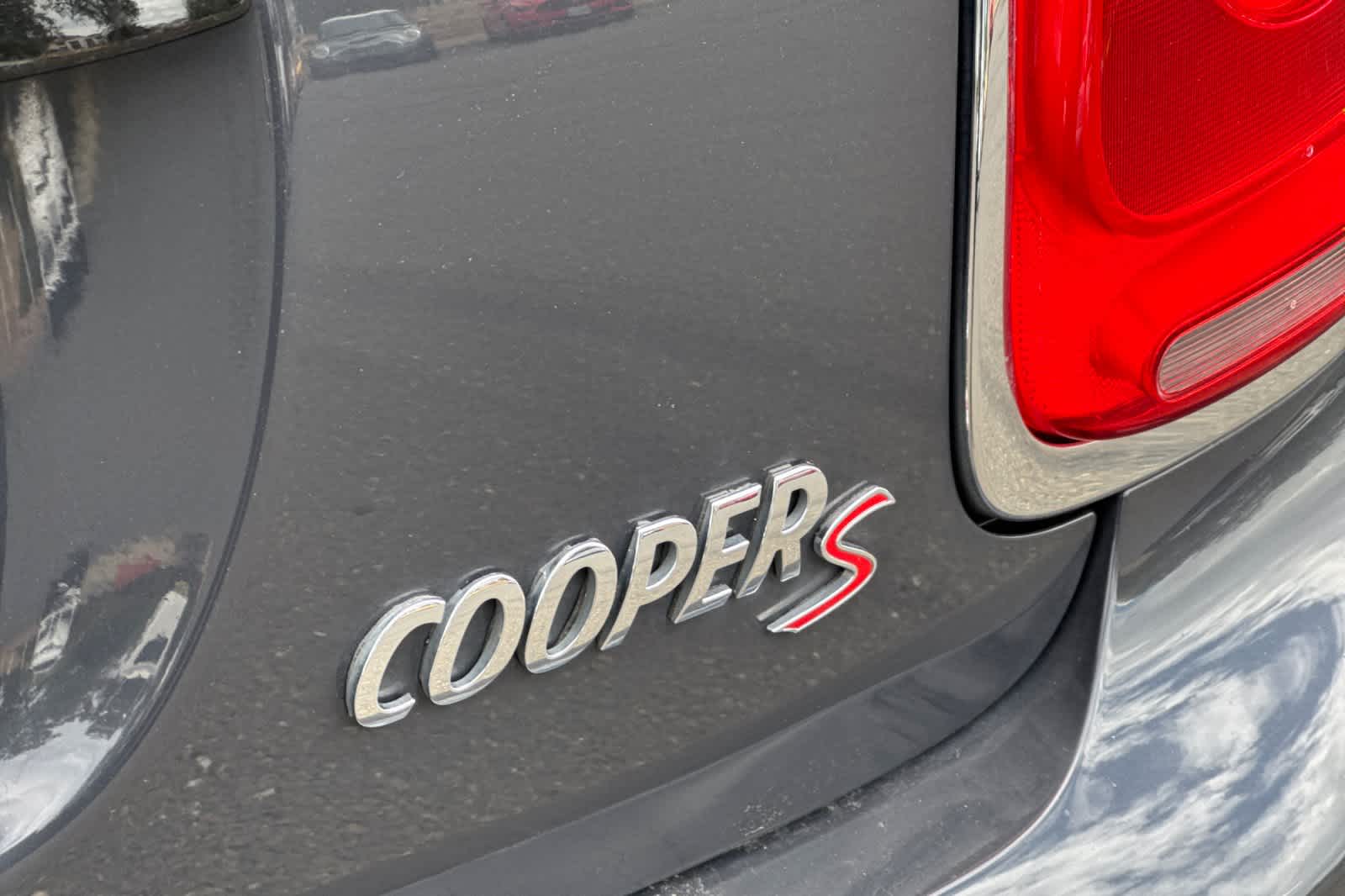 Thumbnail: 2017 MINI Cooper Convertible - 13