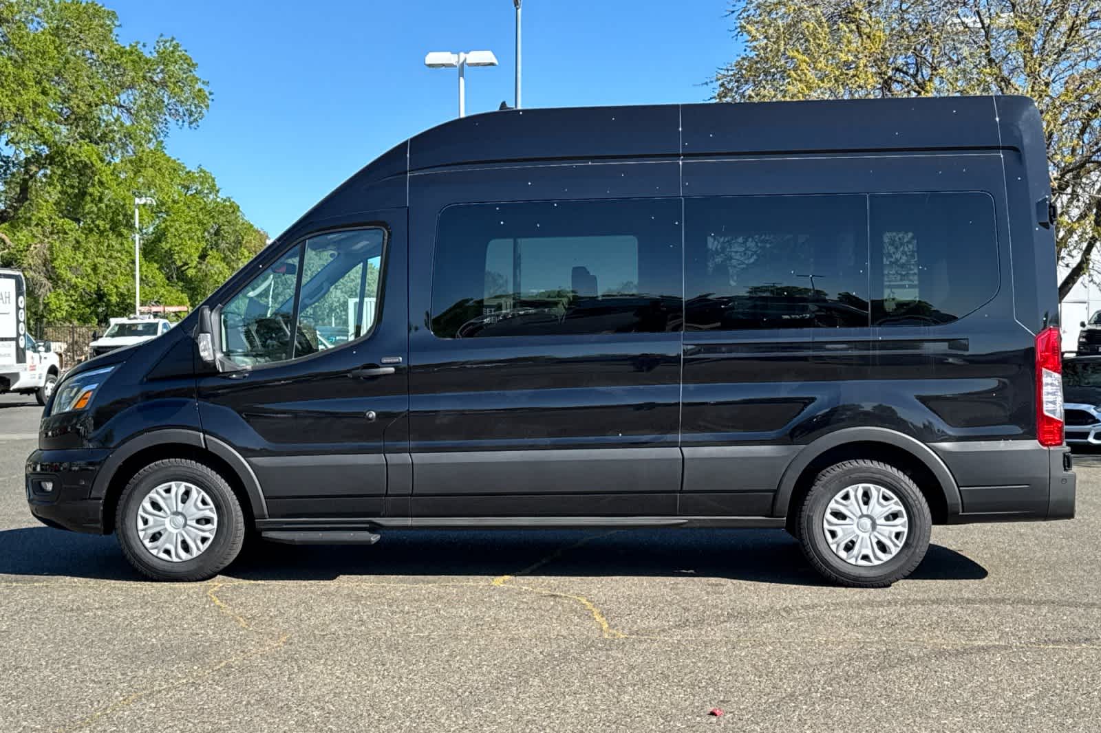 Thumbnail: 2024 Ford Econoline - 5