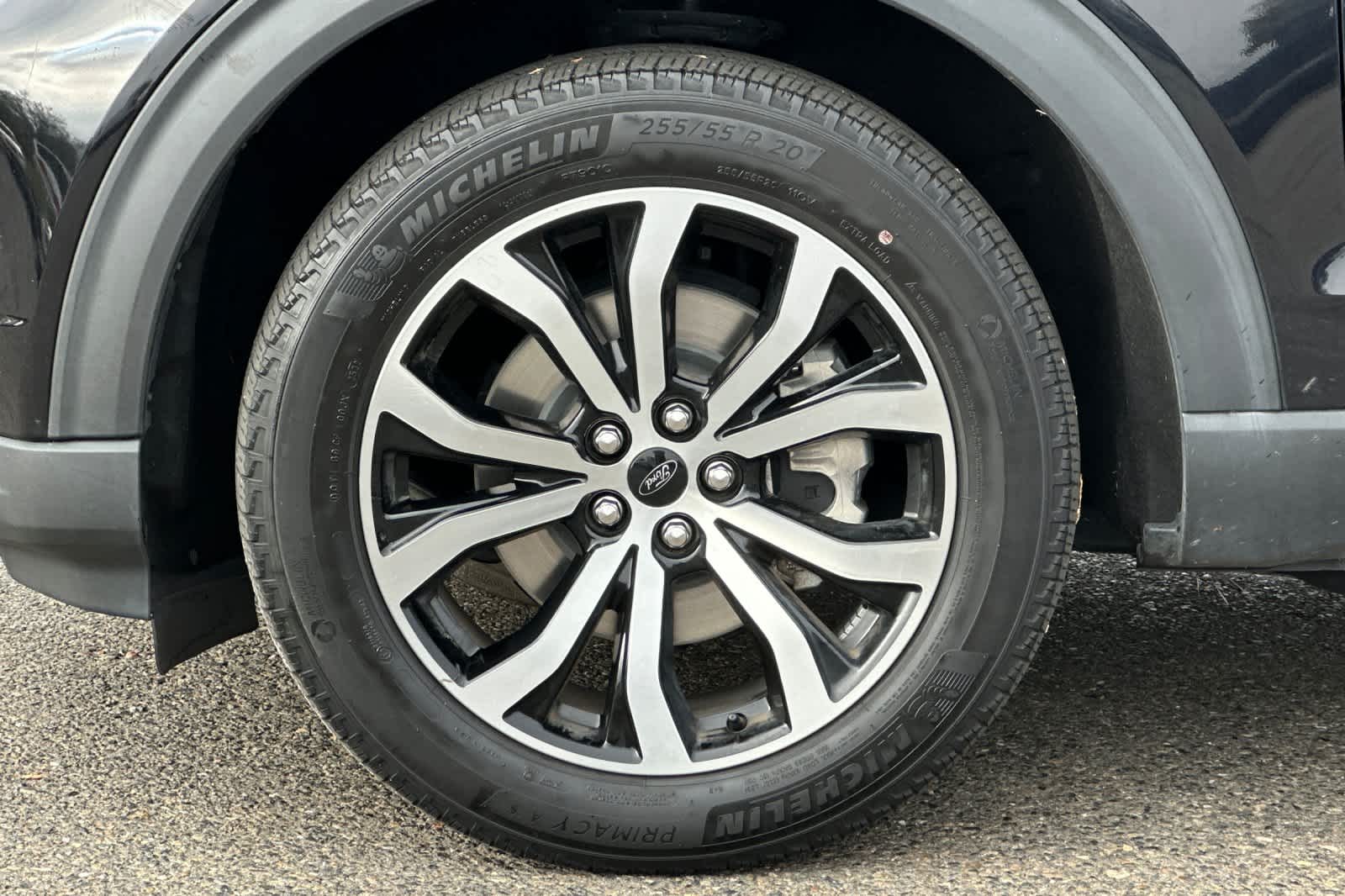 Thumbnail: 2022 Ford Explorer - 27