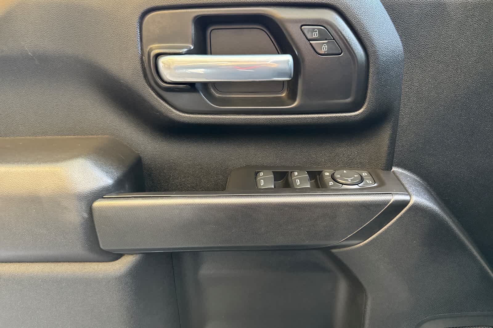 Thumbnail: 2021 Chevrolet Silverado 2500 - 12