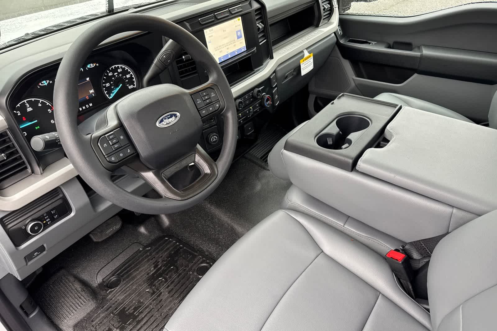 2024 Ford F-350 XL photo 3