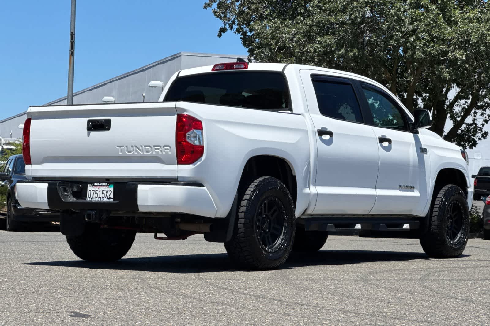 Thumbnail: 2020 Toyota Tundra - 2