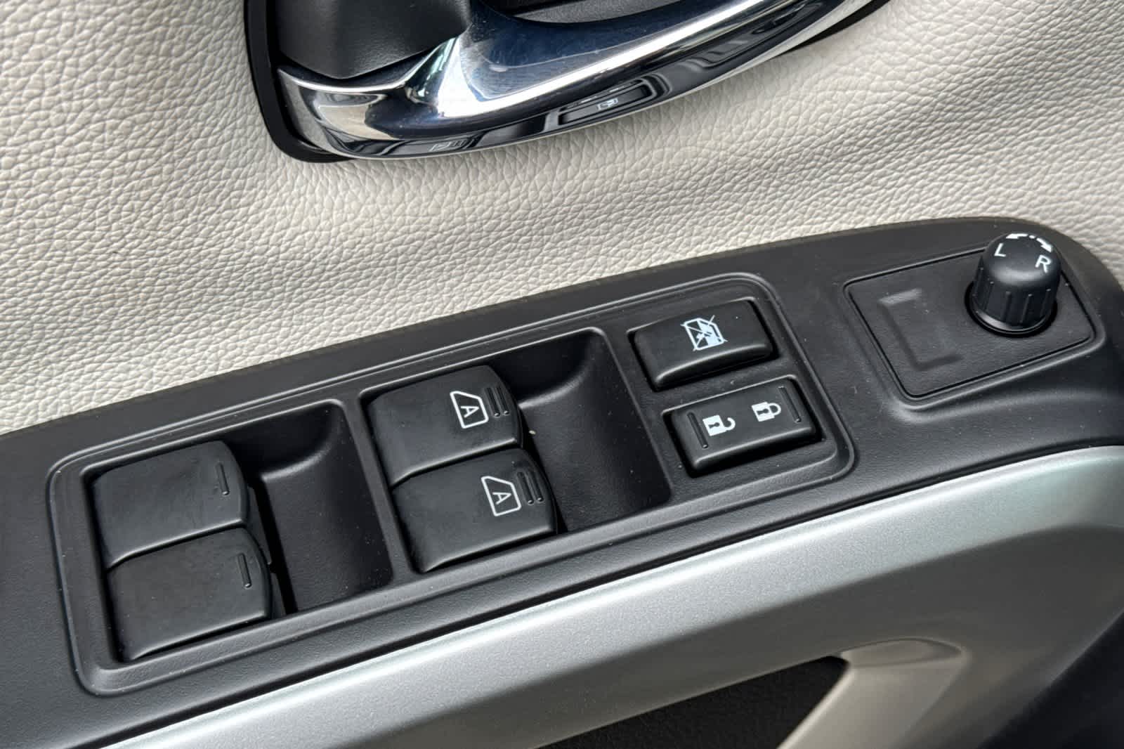 Thumbnail: 2021 Nissan Titan - 13