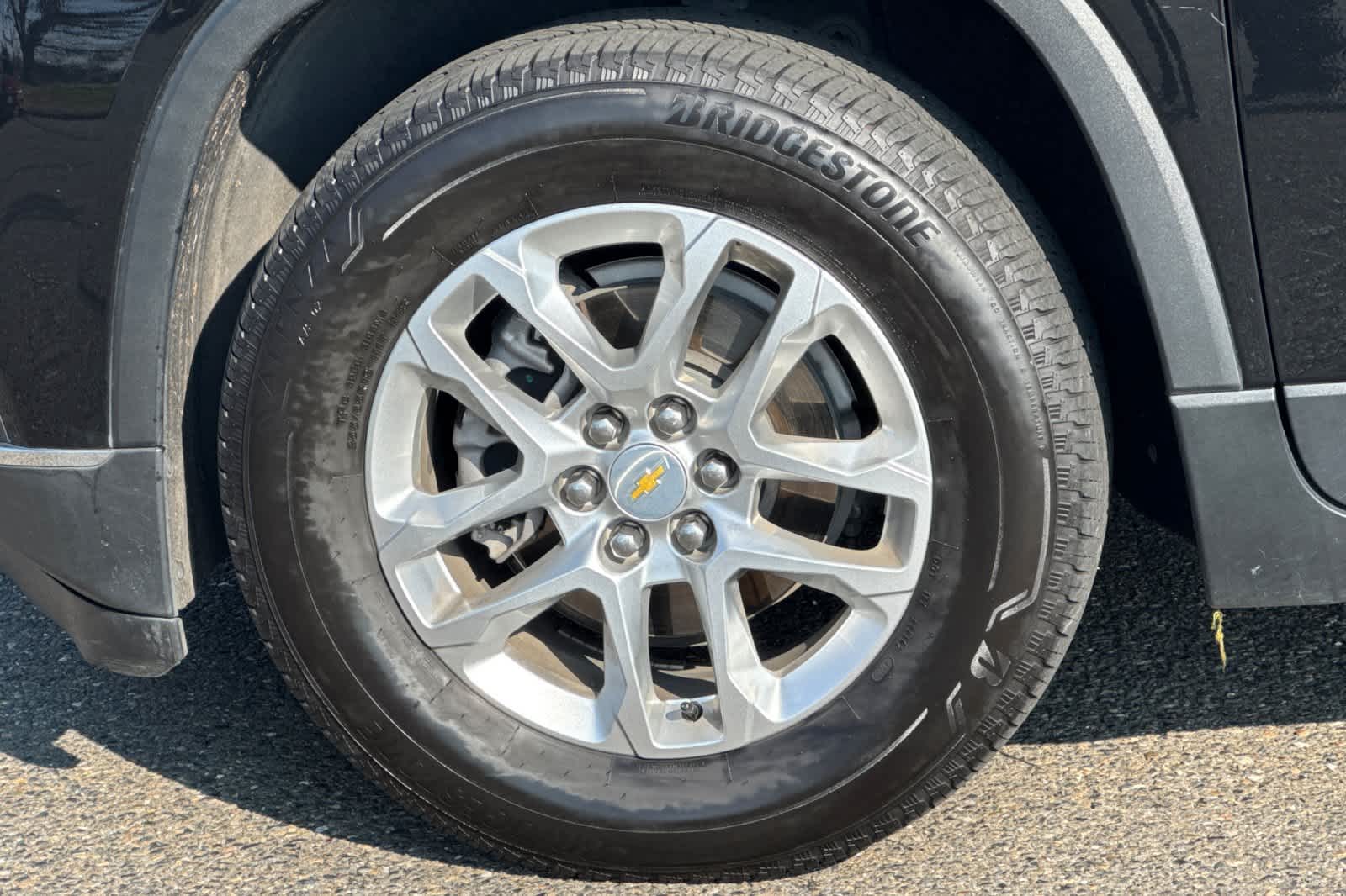 Thumbnail: 2021 Chevrolet Traverse - 27