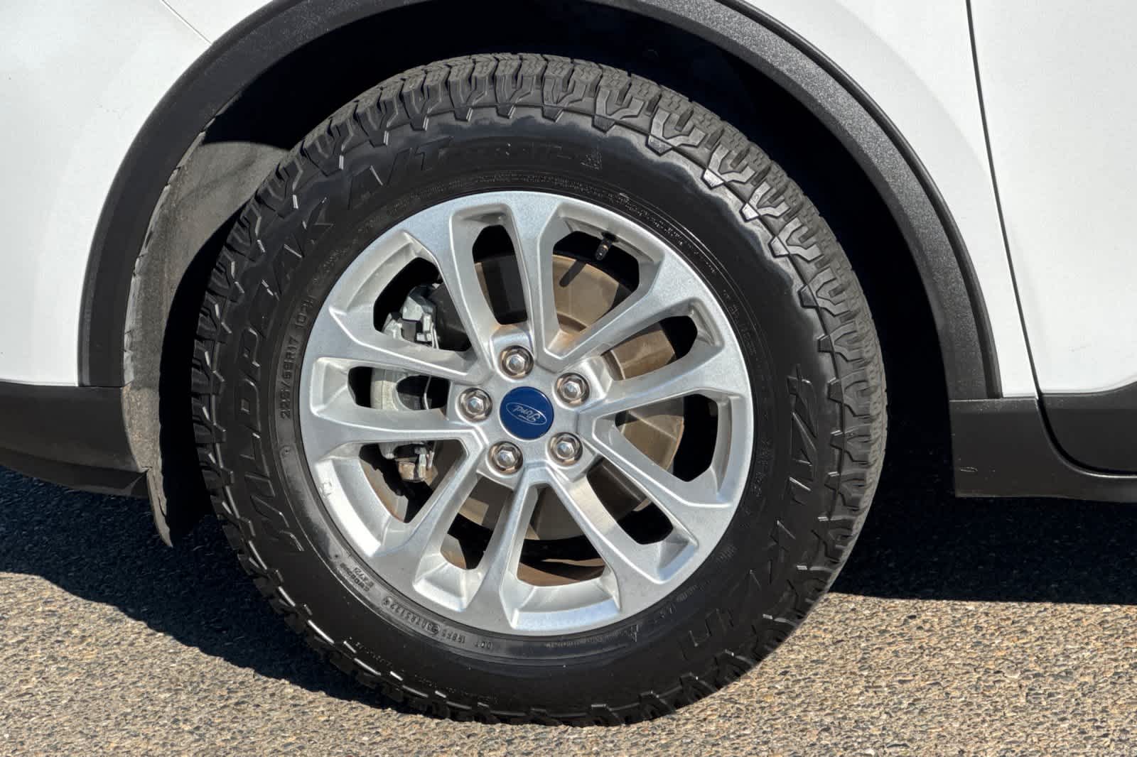 Thumbnail: 2020 Ford Escape - 26