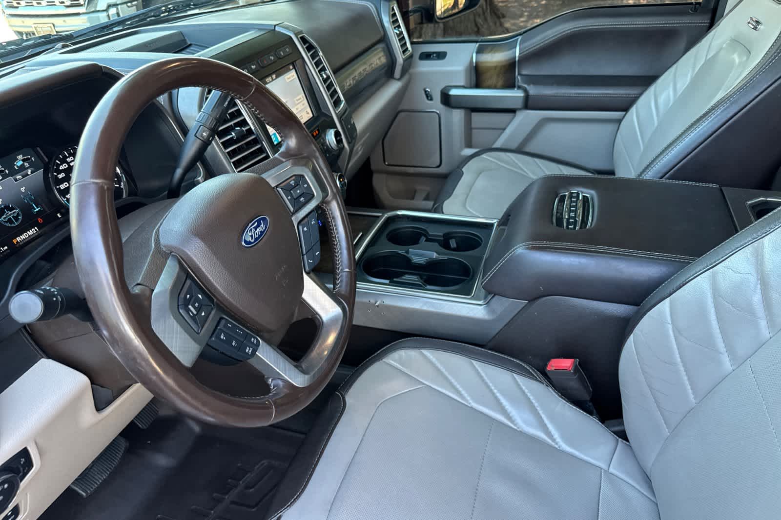 Thumbnail: 2018 Ford F-450 - 11