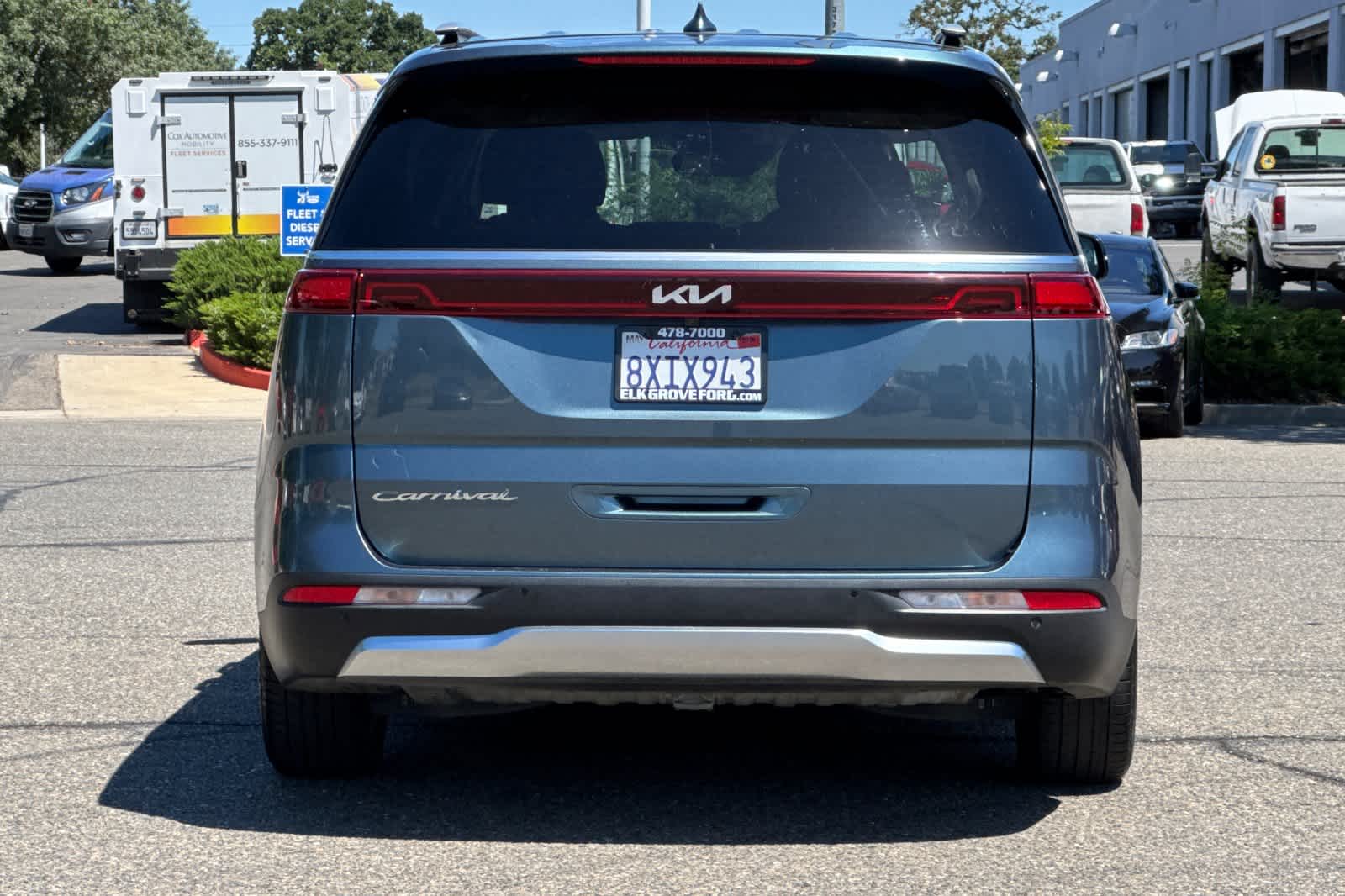 Thumbnail: 2022 Kia Carnival - 7