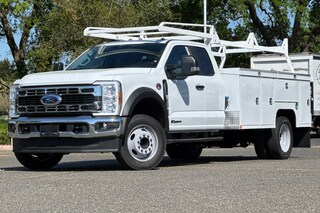 2025 Ford F-550 Chasis Camión Super Cabina