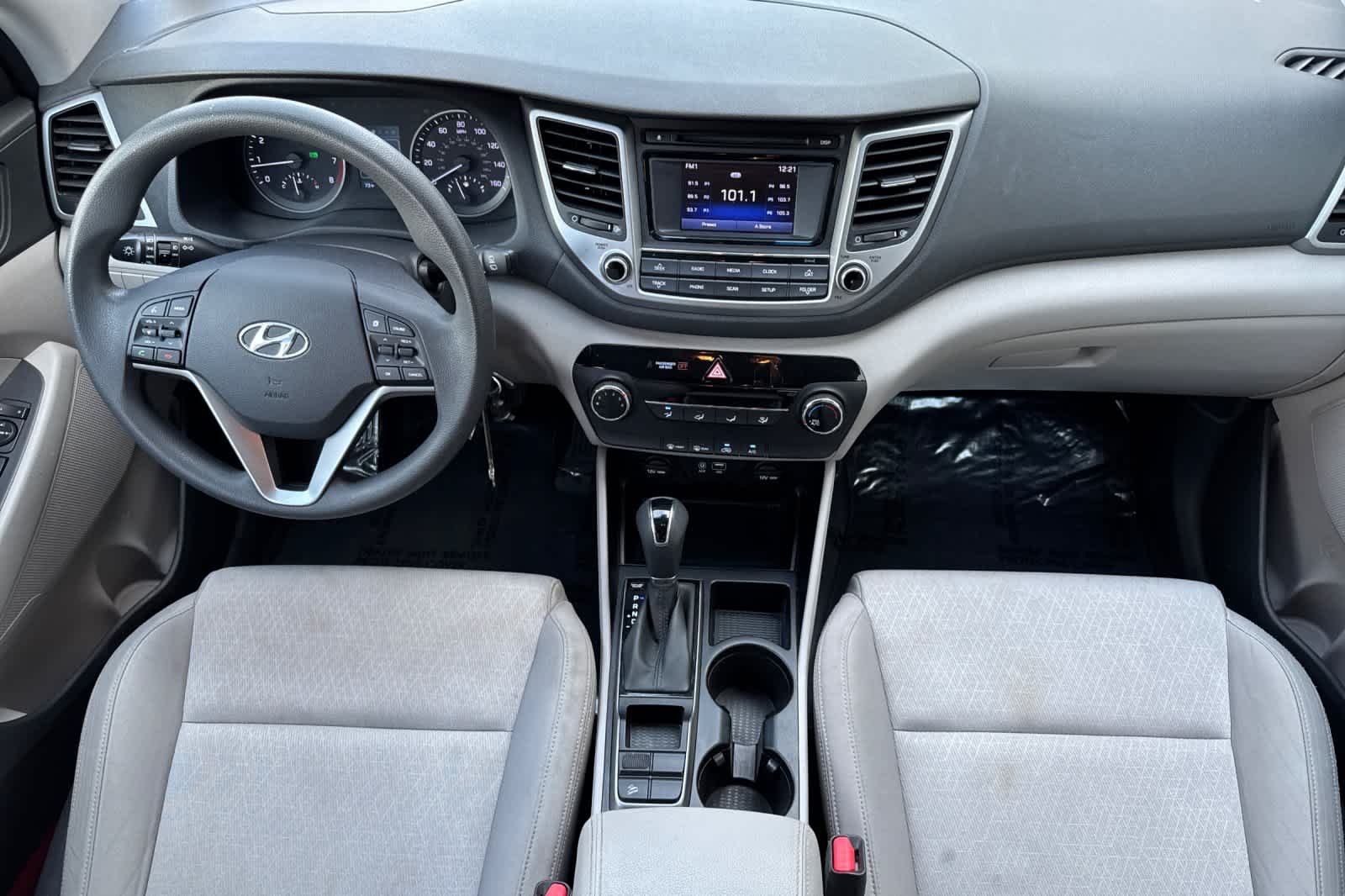 Thumbnail: 2016 Hyundai Tucson - 3